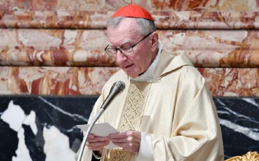 El Cardenal Parolin denuncia la existencia de “prisiones injustas” y “oprimidos” en Venezuela