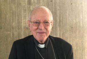 #VIDEO | Homenaje a un obispo histórico: El pueblo coriano lo define cariñosamente como un hombre de cáscara dura pero de corazón blando