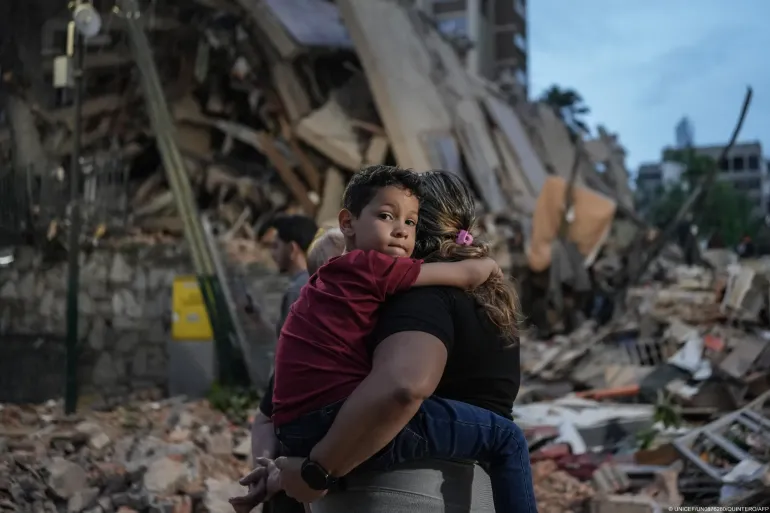 Unicef señala que 680.000 niños requieren asistencia tras los devastadores terremotos en Venezuela