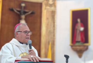Con fe y esperanza, la Iglesia en La Guaira conmemoró tres meses del terremoto junto a Cáritas